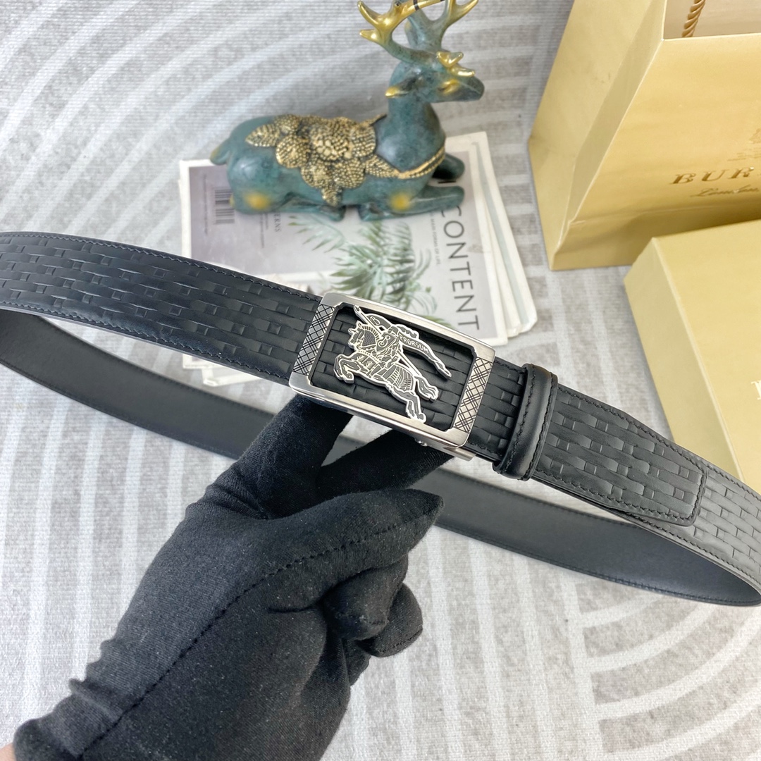 Burberry belt