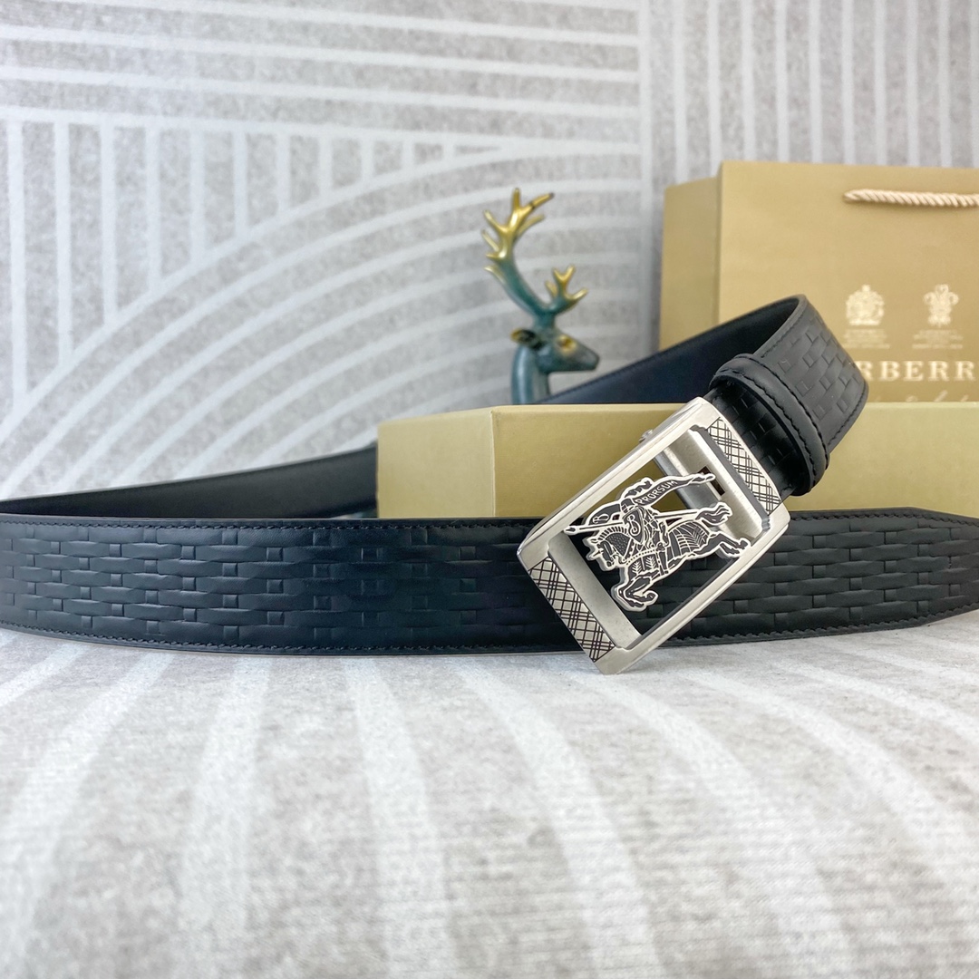 Burberry belt