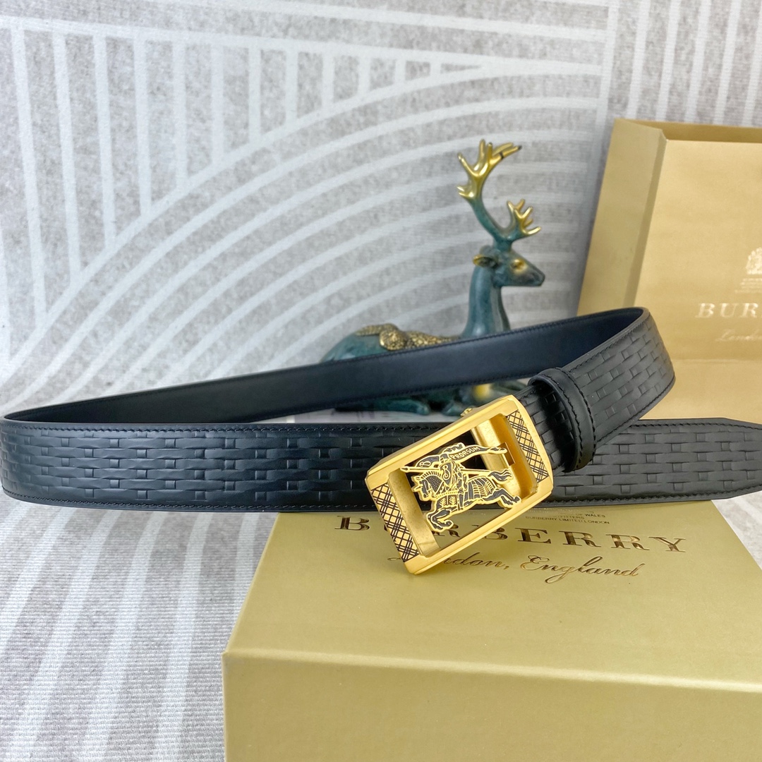 Burberry belt