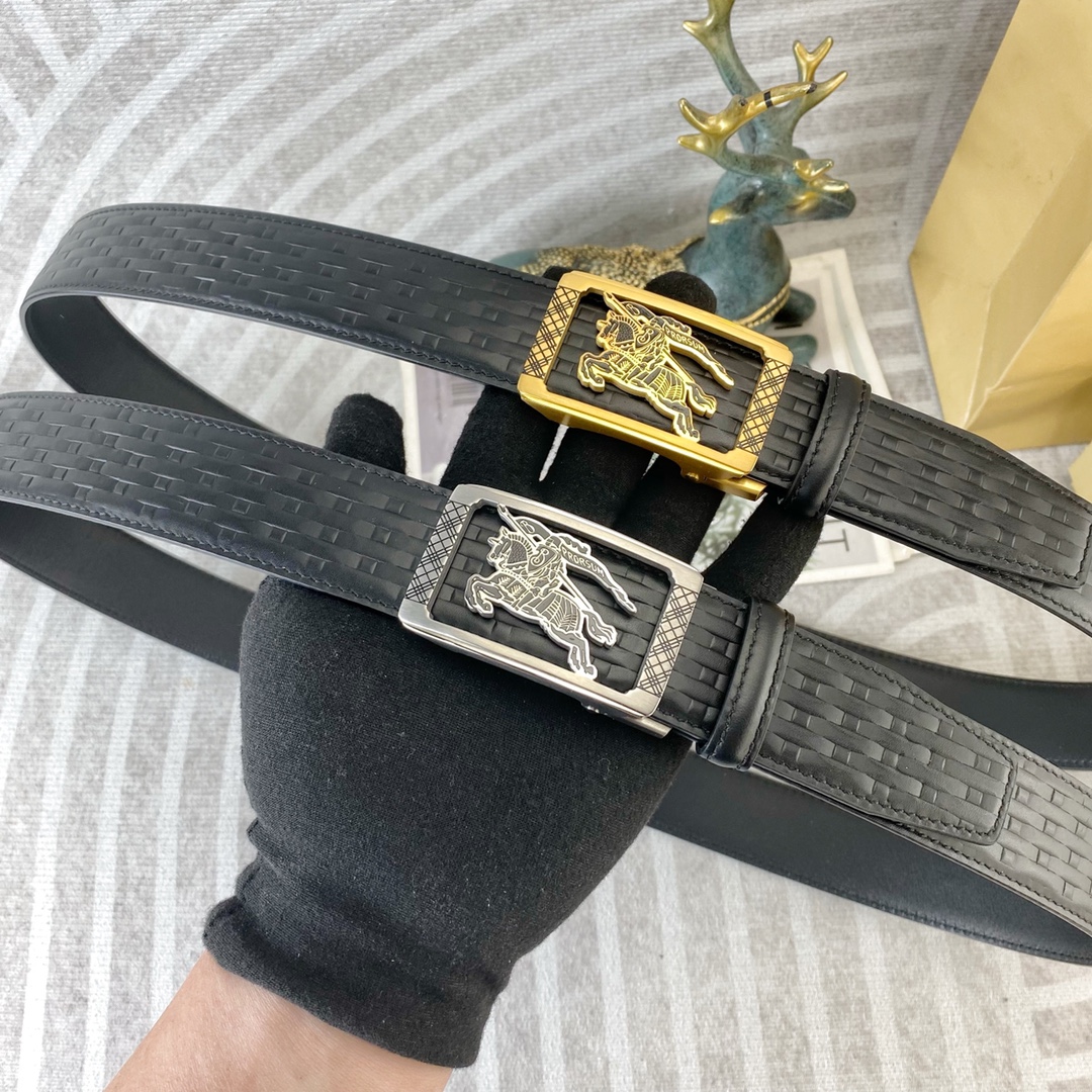 Burberry belt