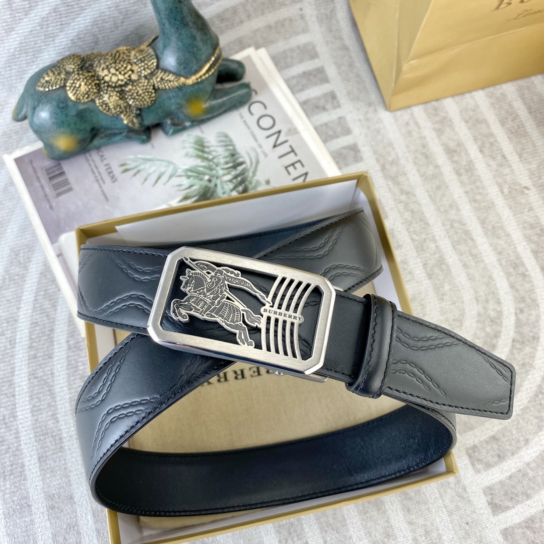 Burberry belt