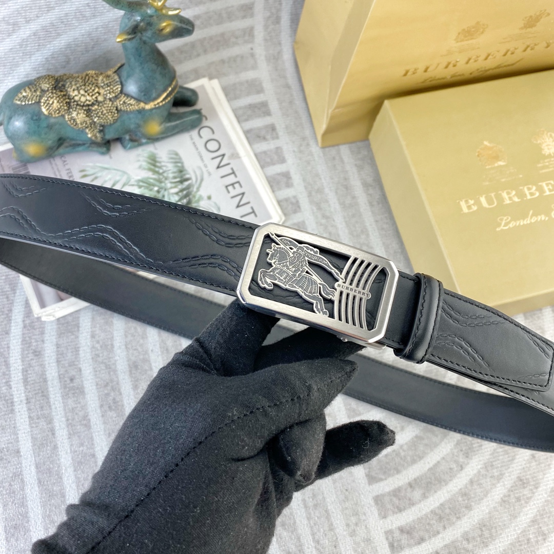 Burberry belt