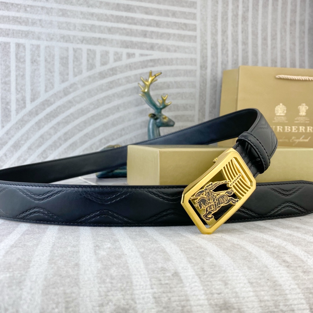 Burberry belt