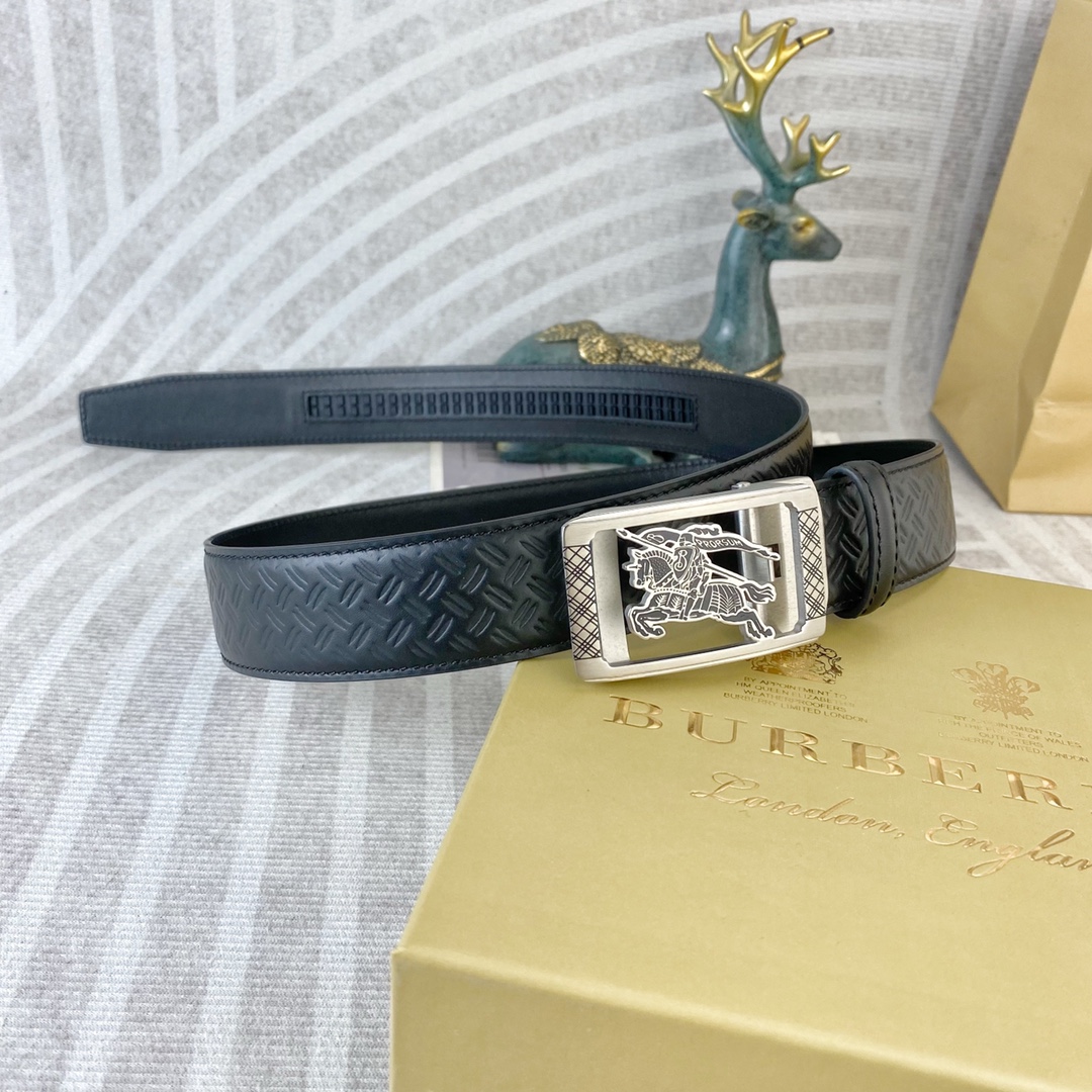 Burberry belt