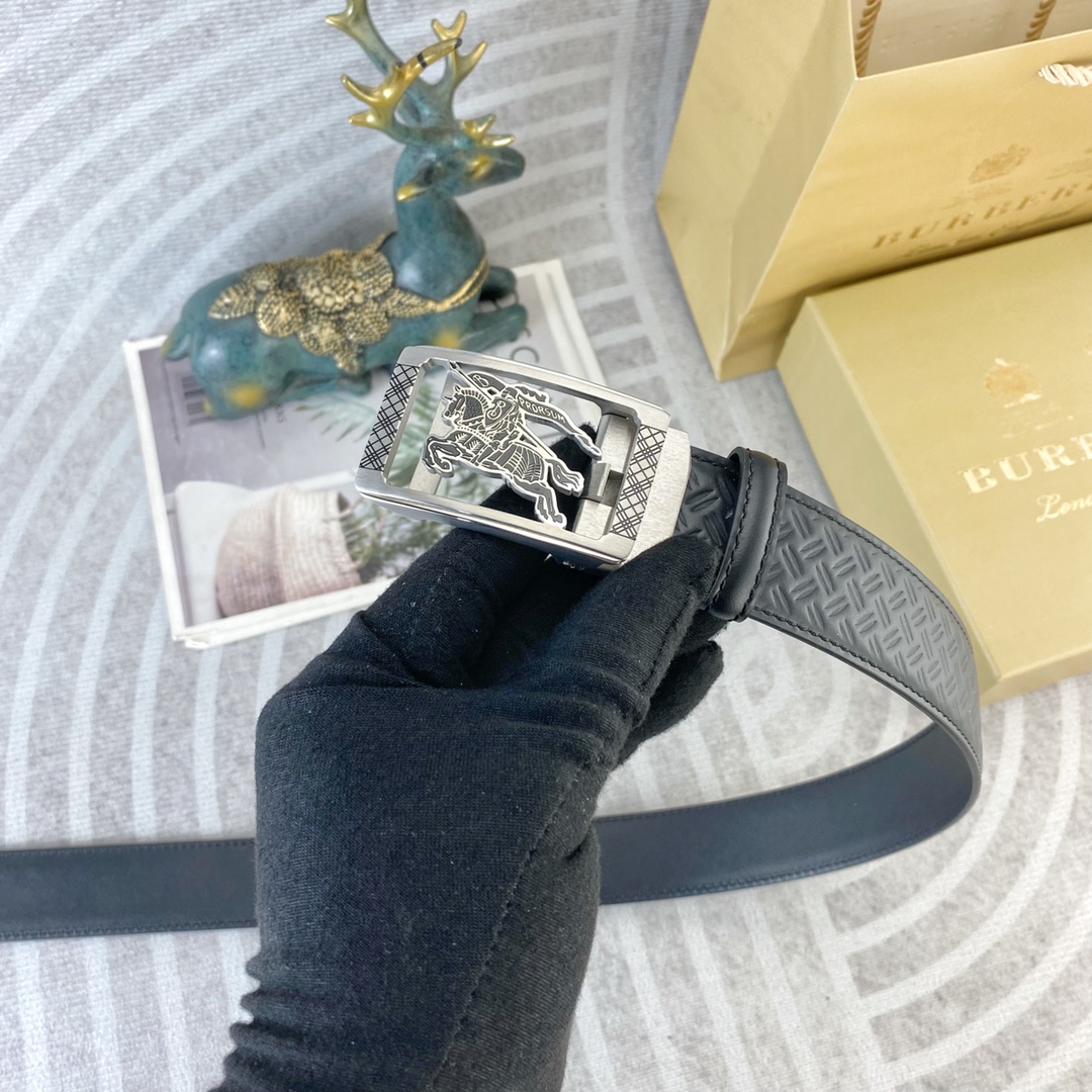 Burberry belt