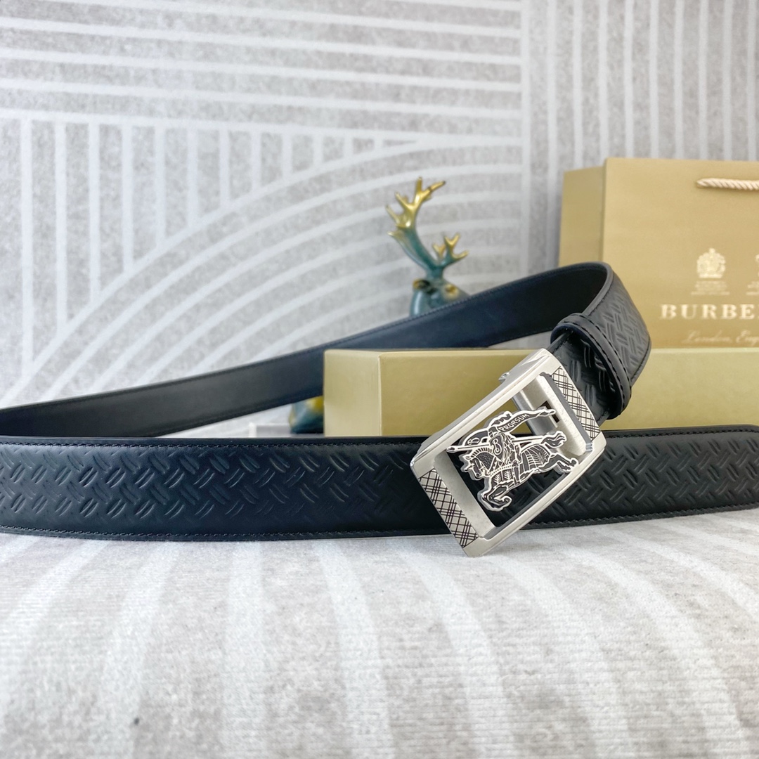 Burberry belt