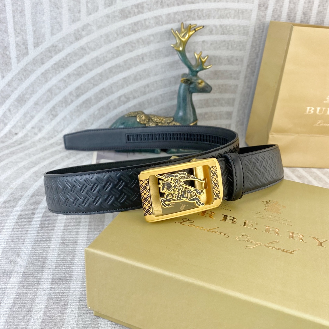 Burberry belt