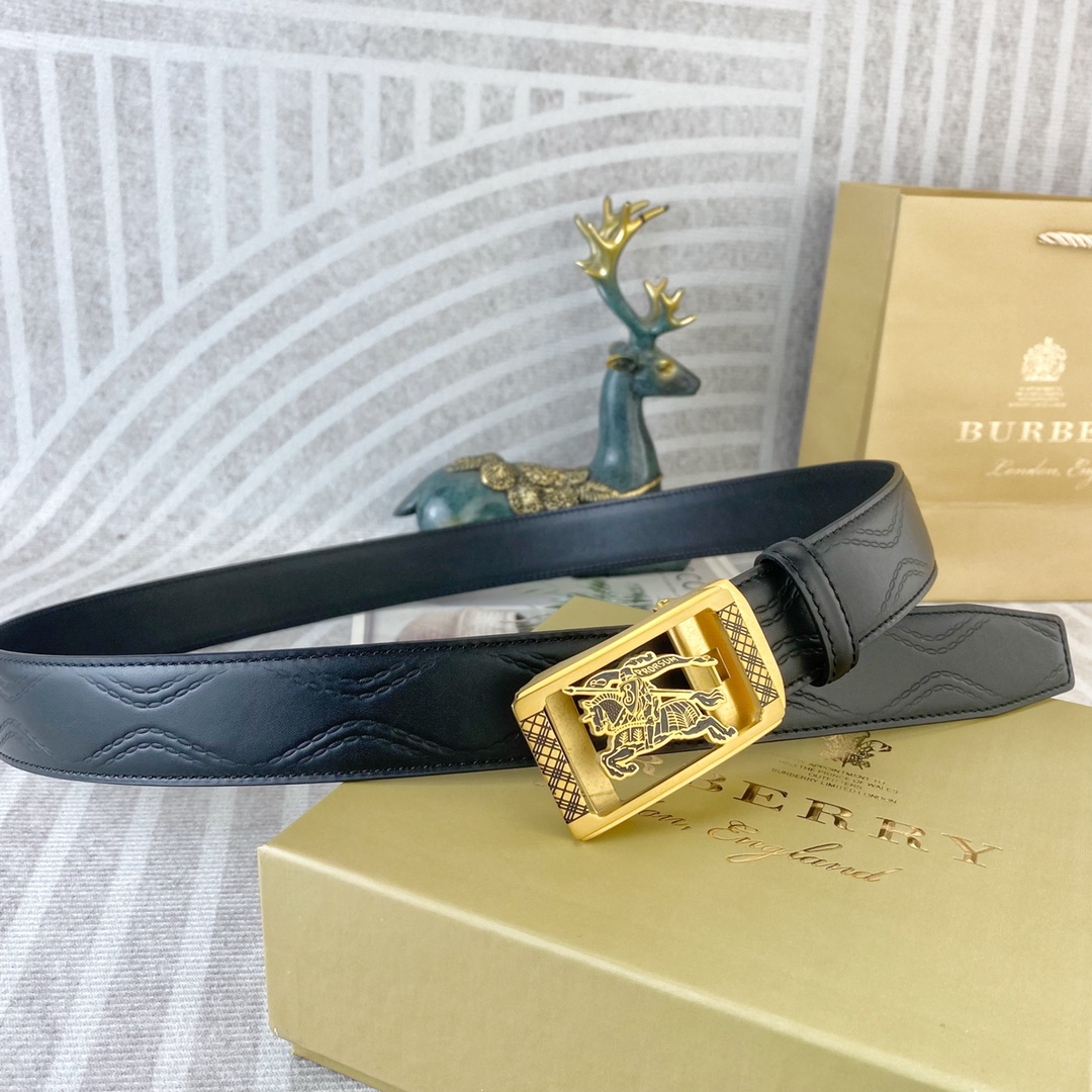 Burberry belt