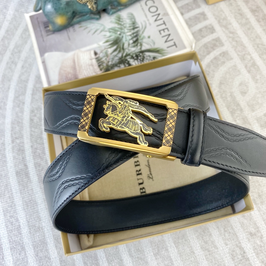 Burberry belt
