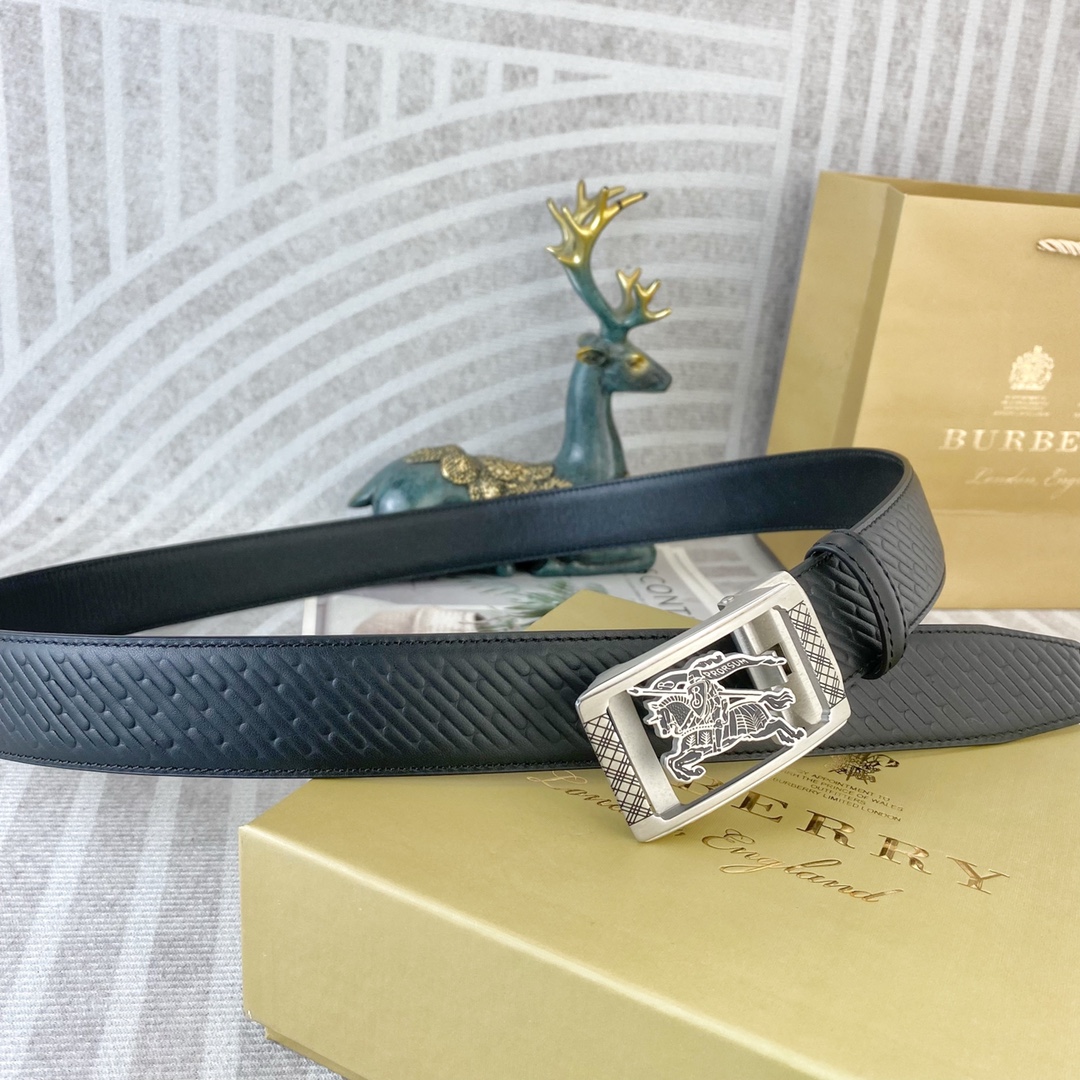 Burberry belt