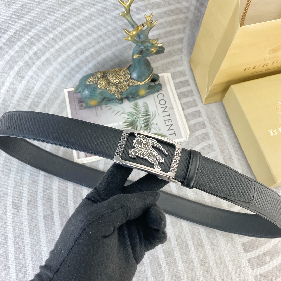 Burberry belt
