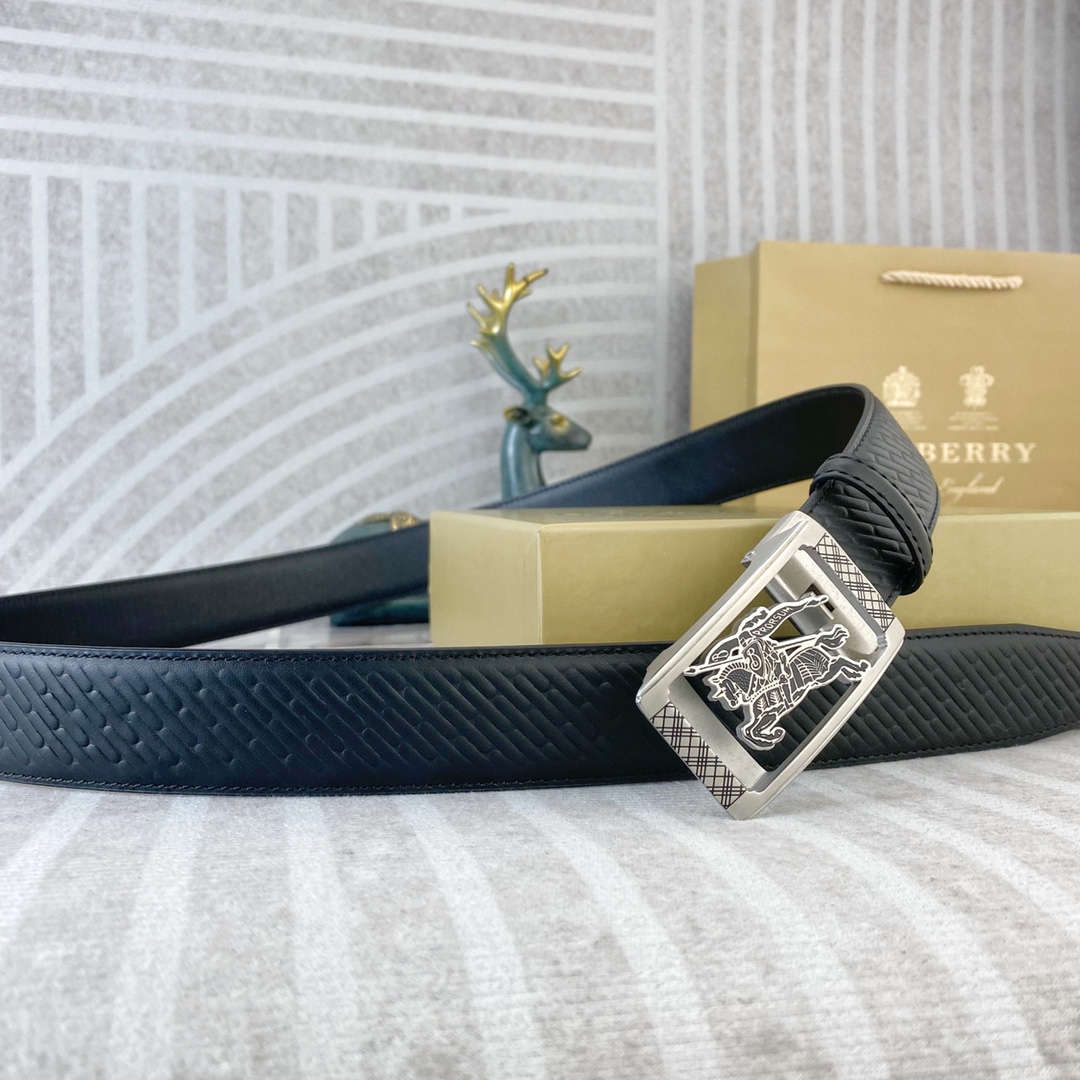 Burberry belt