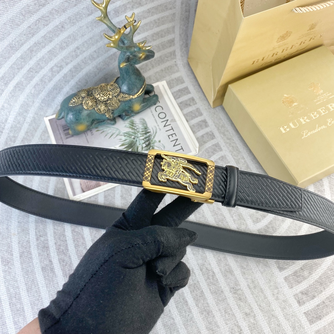 Burberry belt