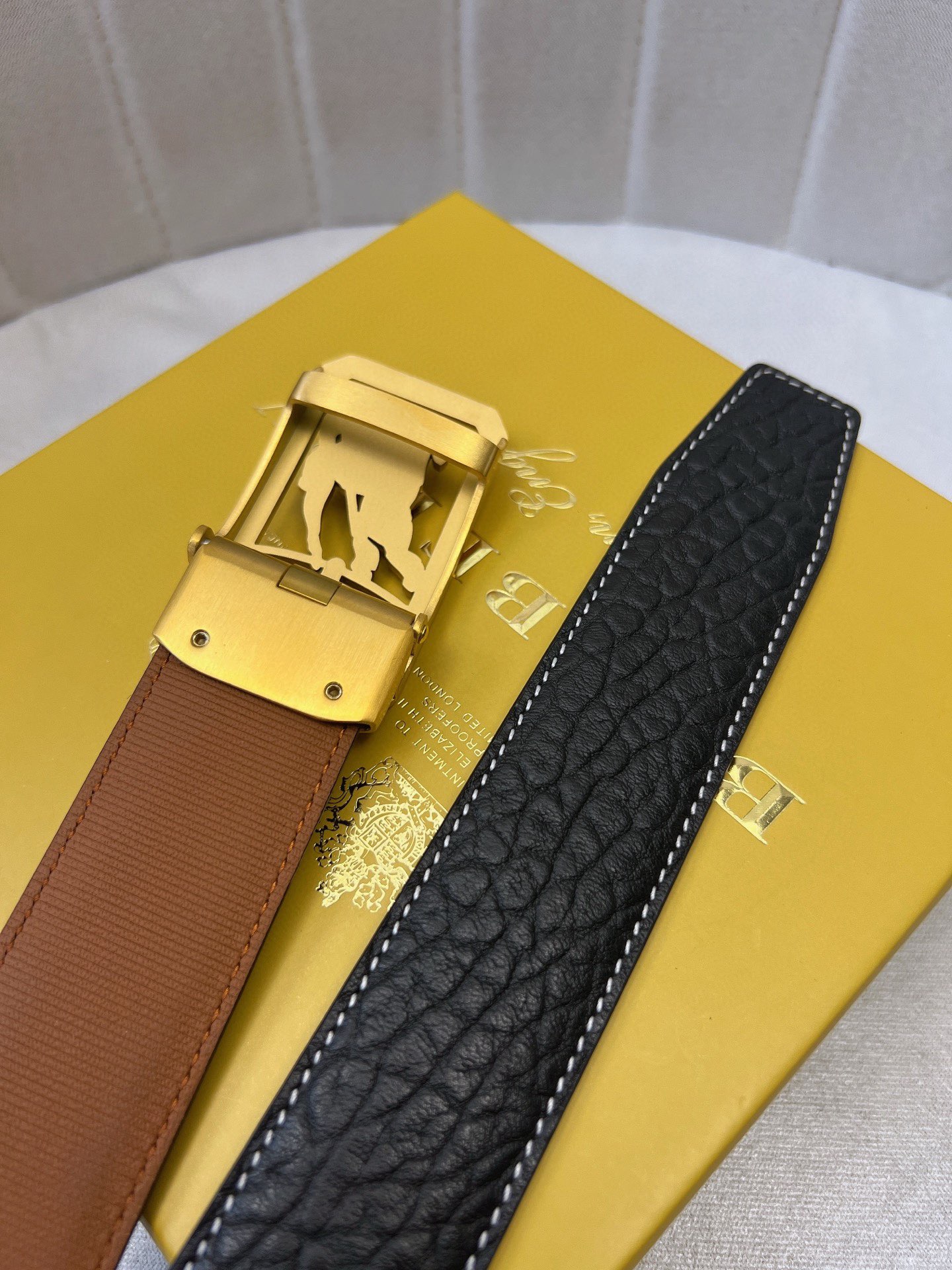 Burberry belt