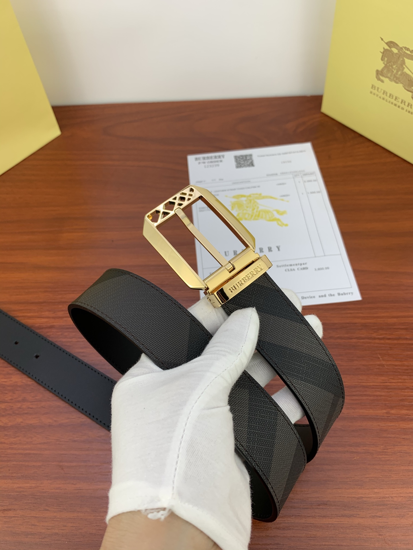 Burberry belt