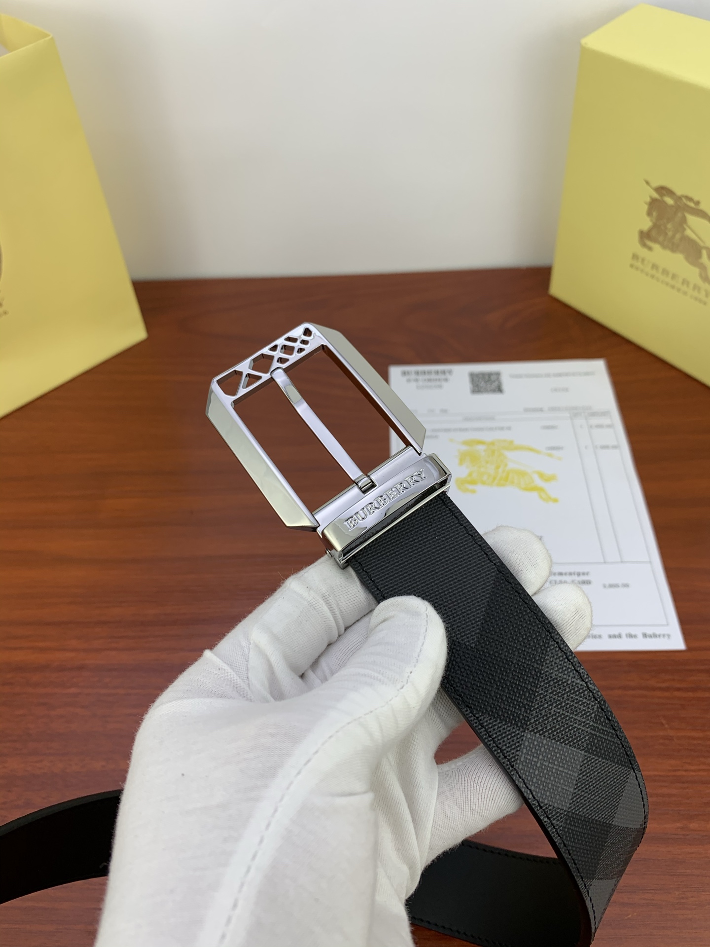 Burberry belt