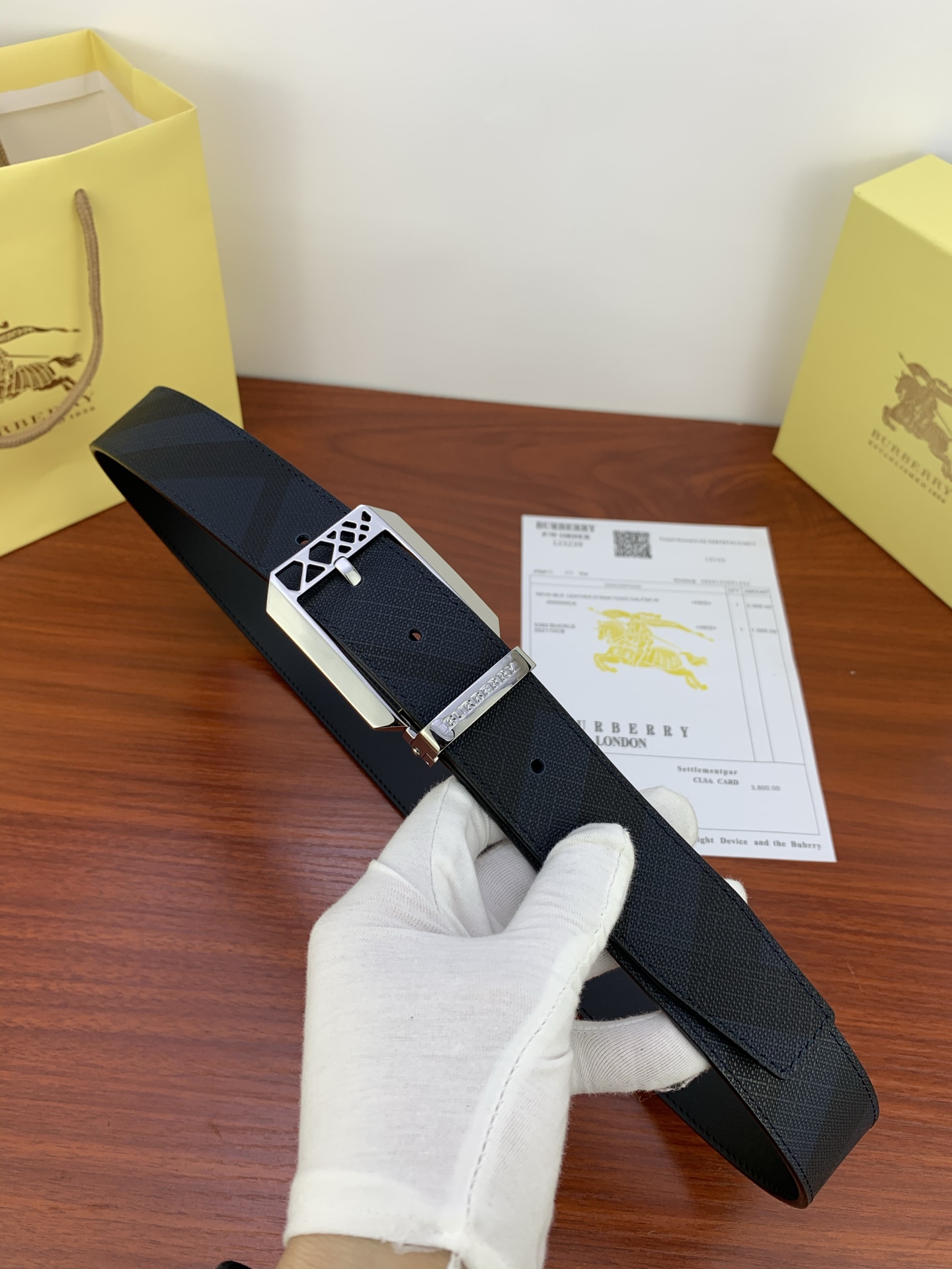 Burberry belt