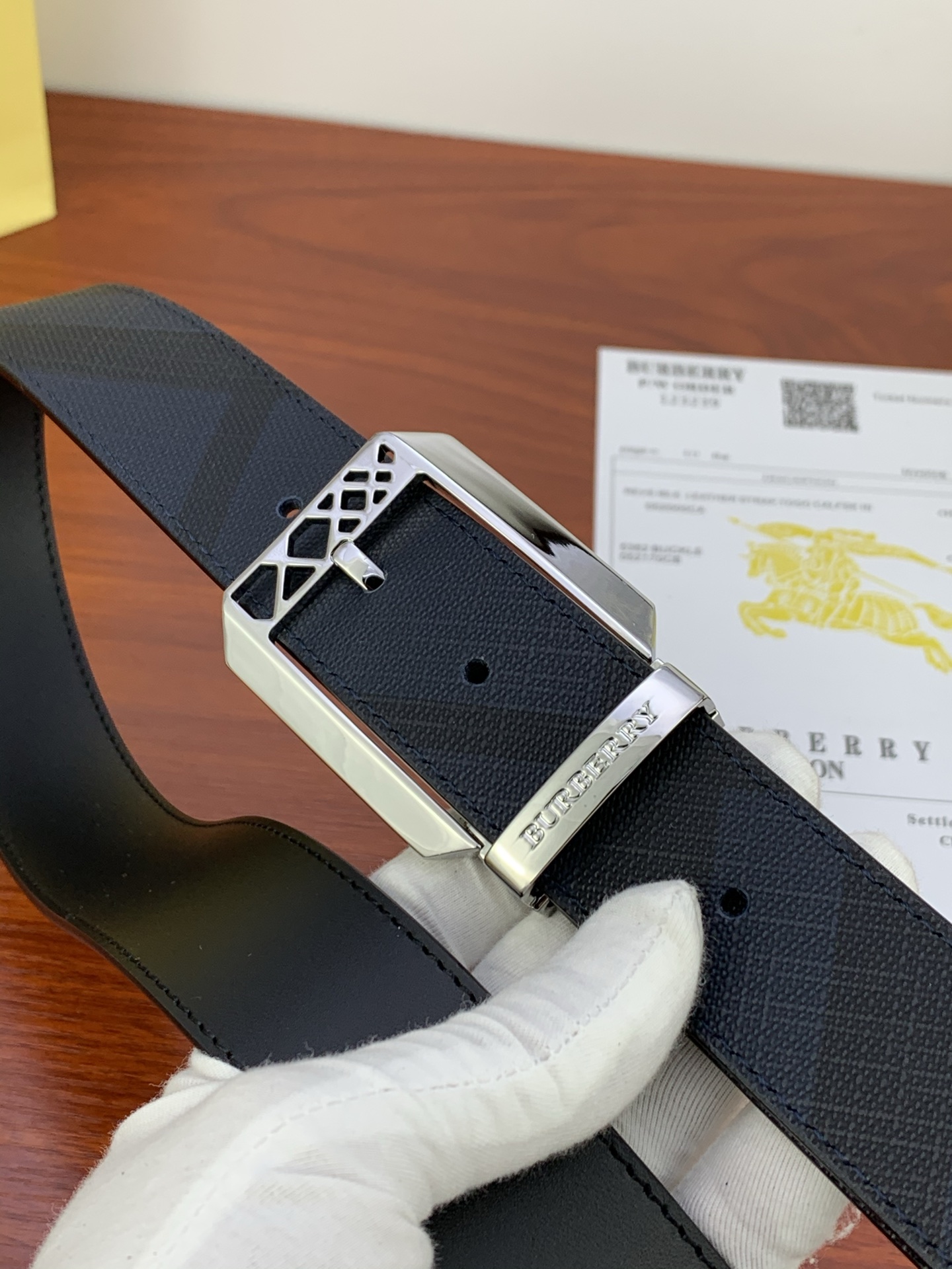 Burberry belt
