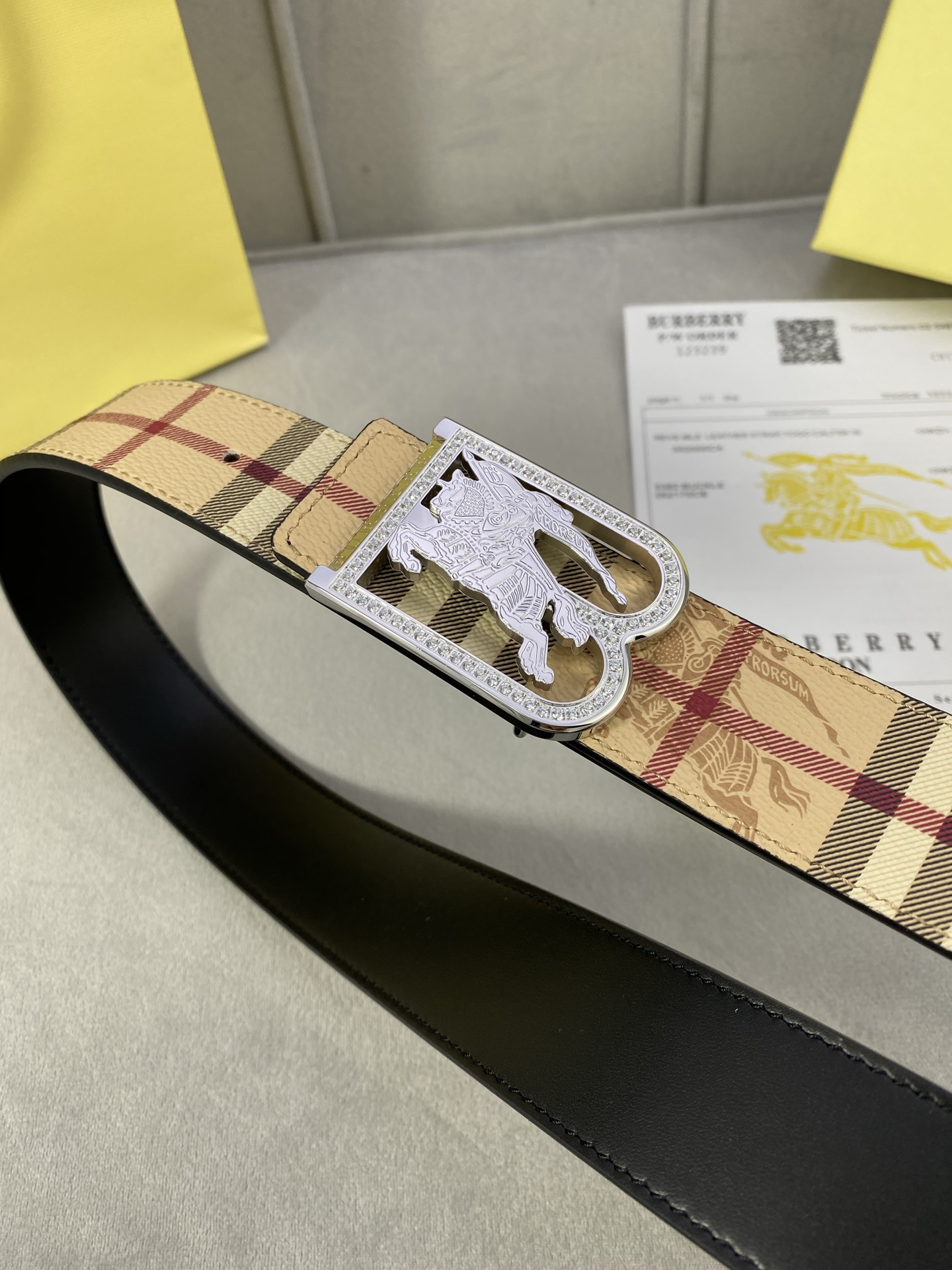 Burberry belt