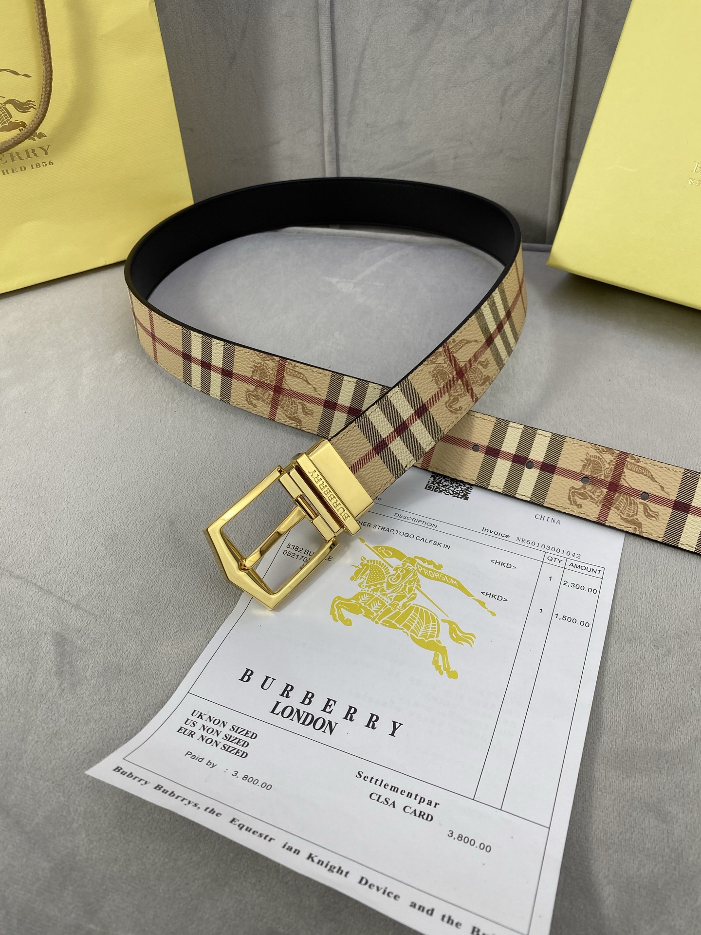 Burberry belt