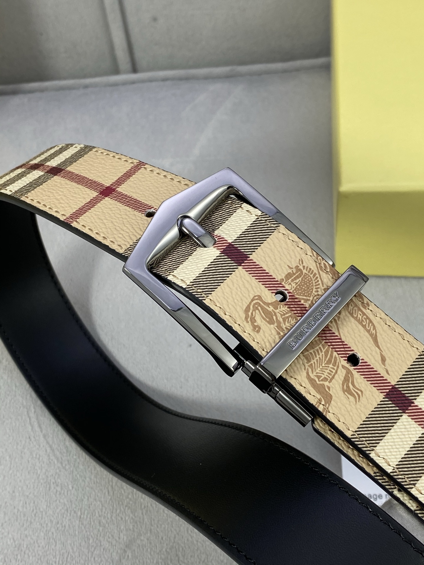 Burberry belt