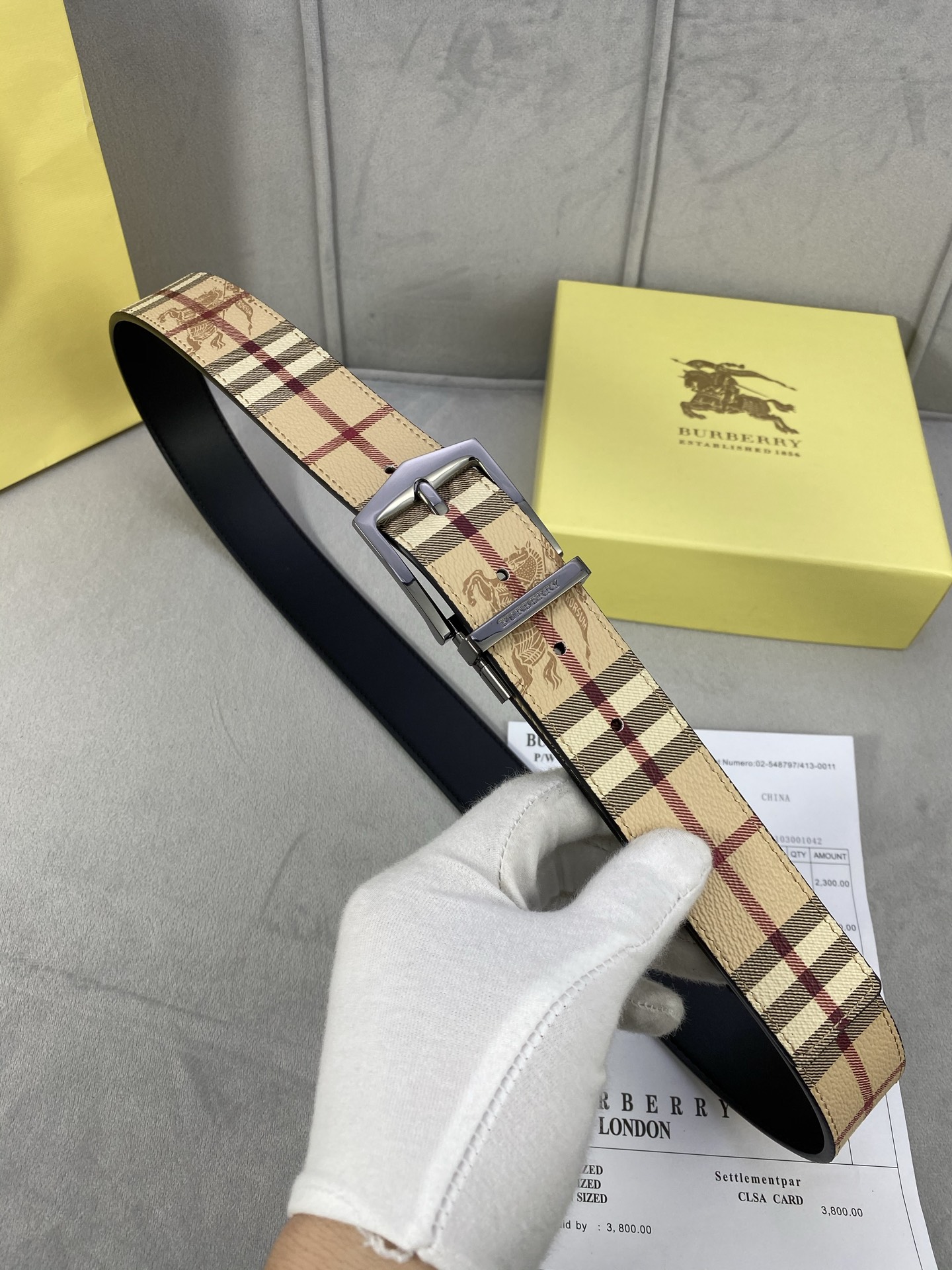 Burberry belt