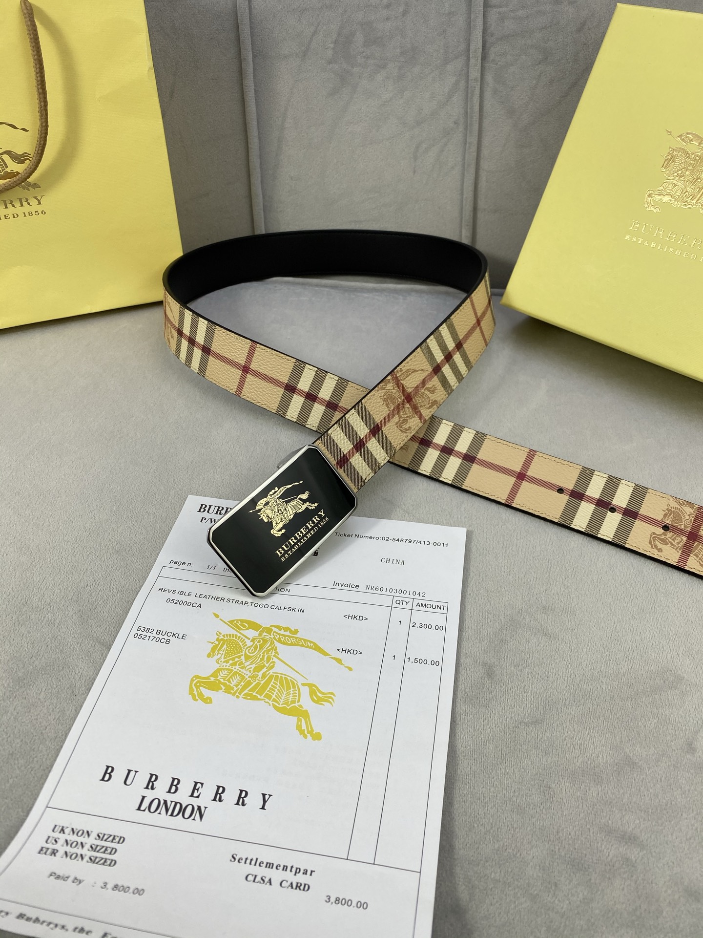 Burberry belt