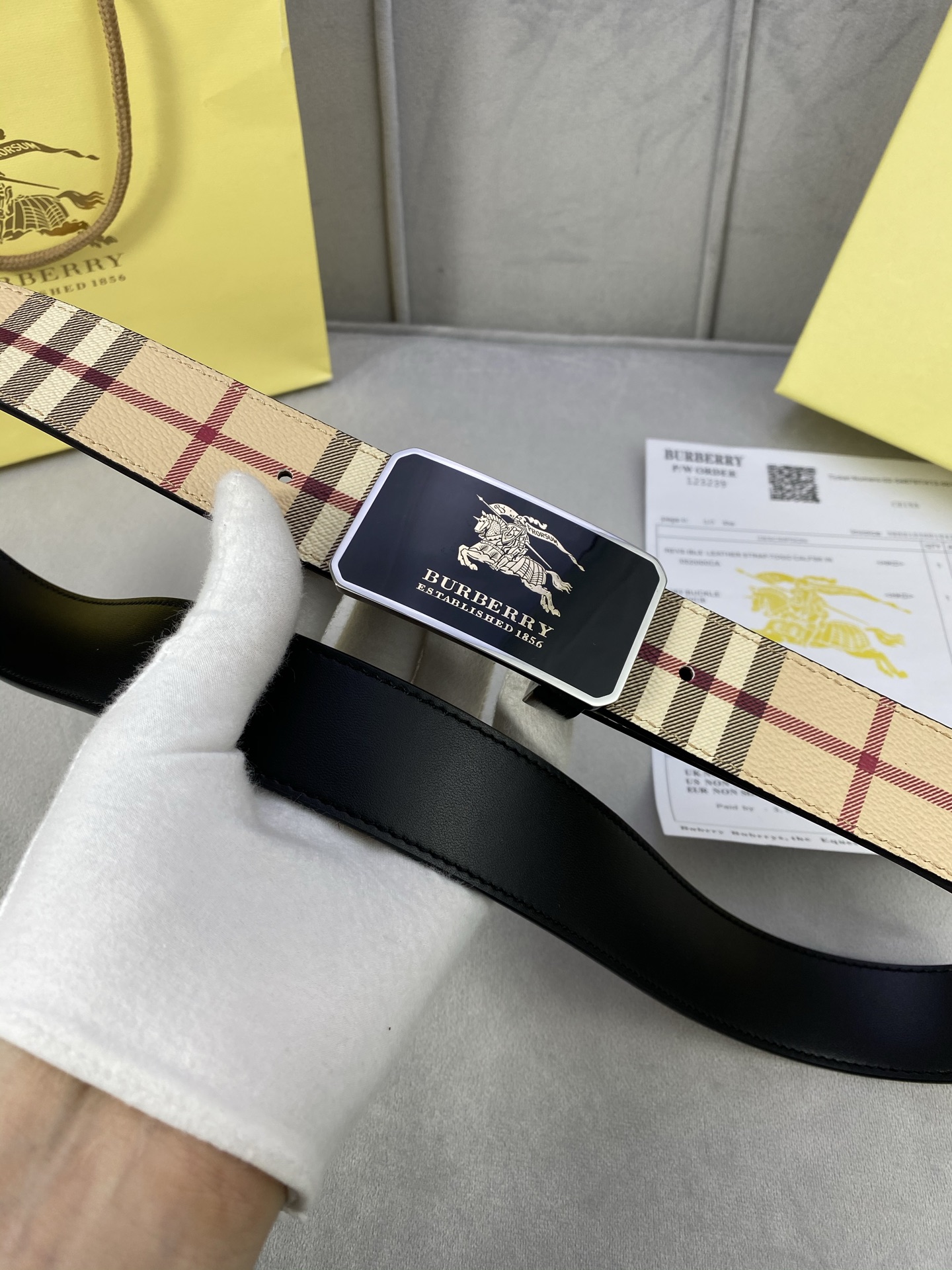 Burberry belt