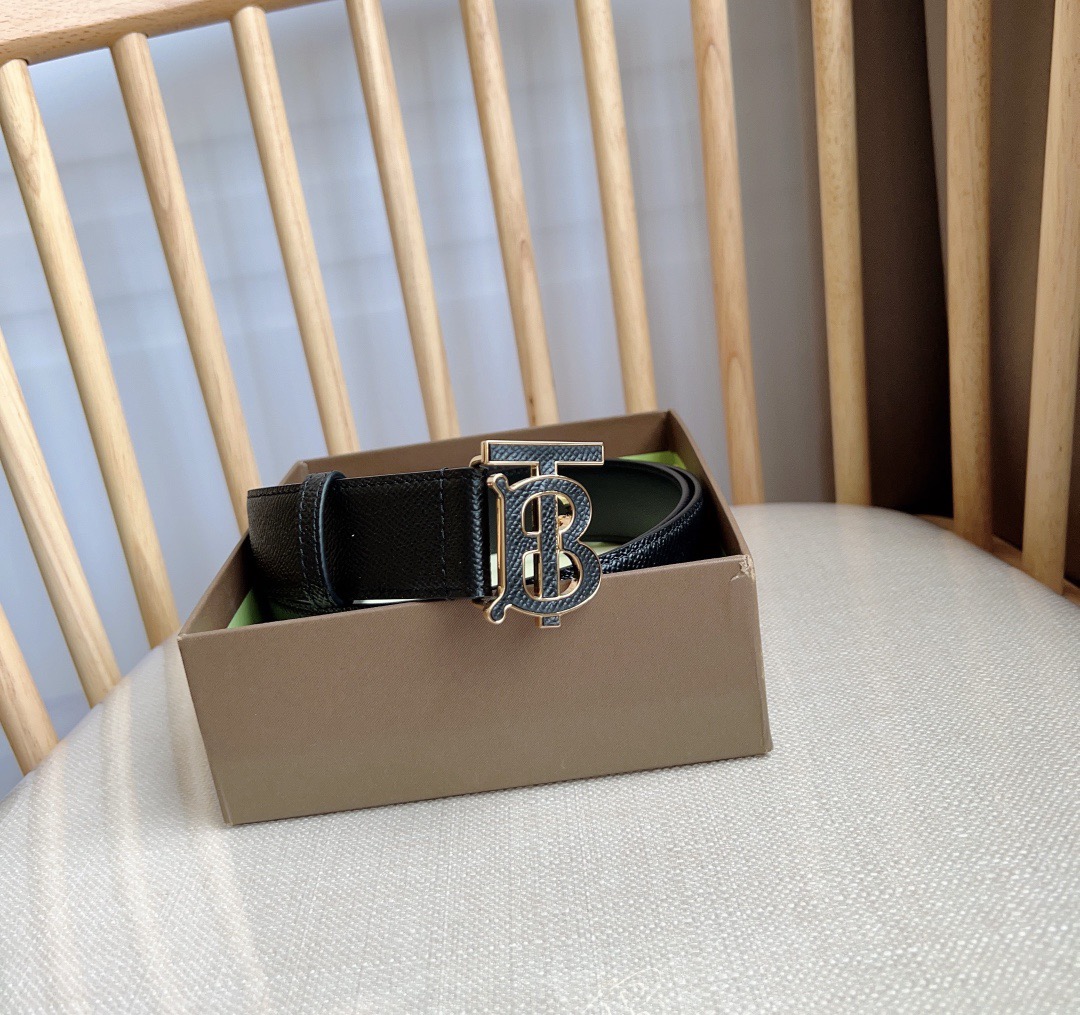 Burberry belt