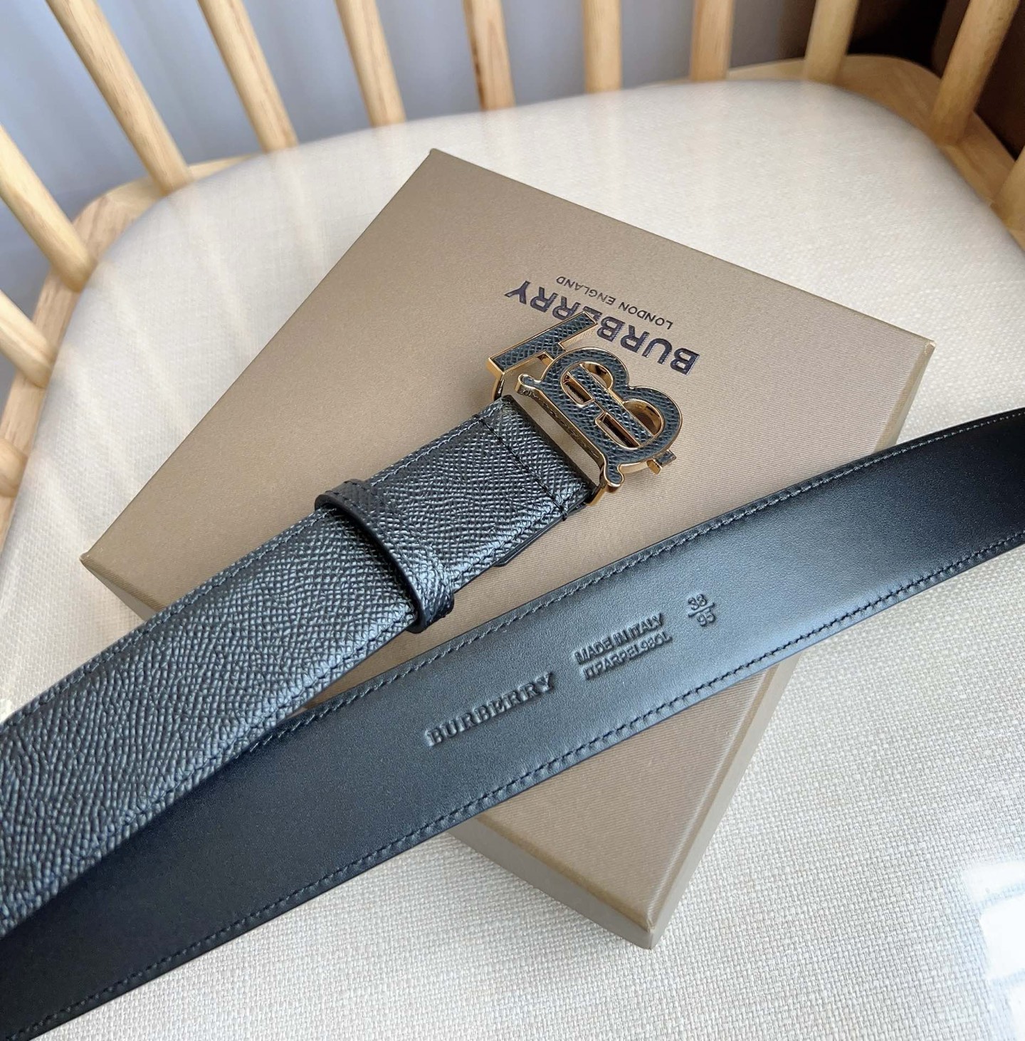 Burberry belt