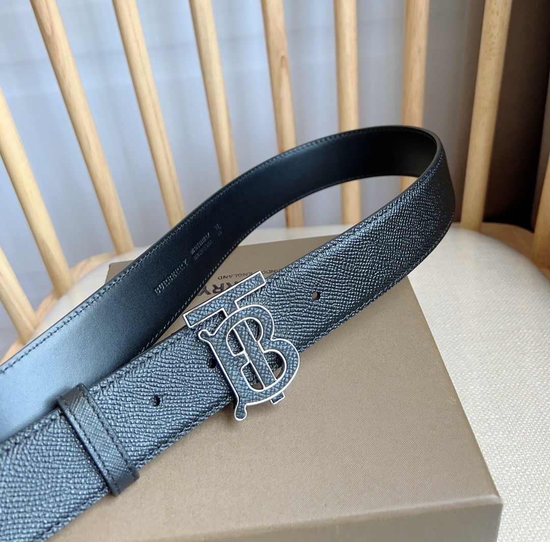 Burberry belt