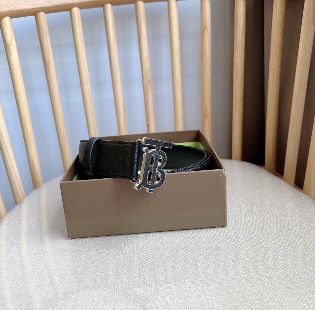 Burberry belt