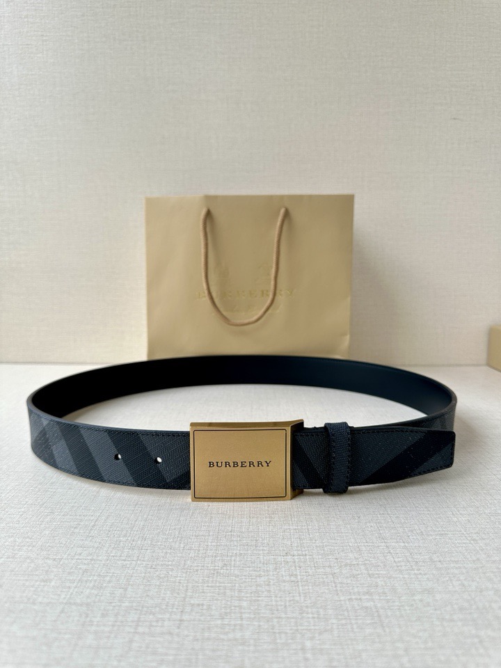 Burberry belt