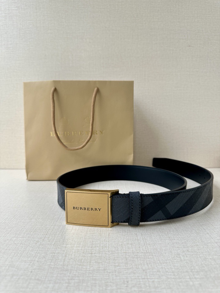 Burberry belt
