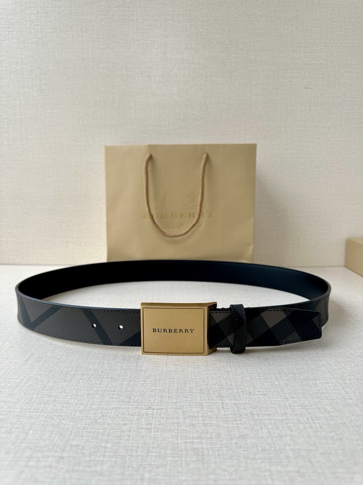 Burberry belt