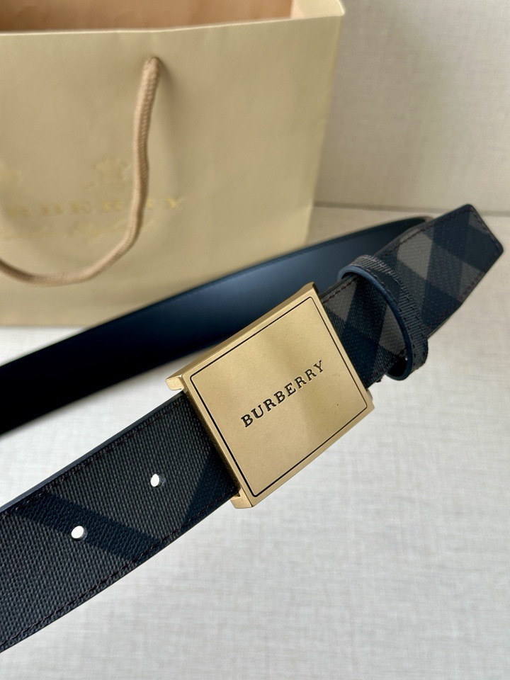 Burberry belt