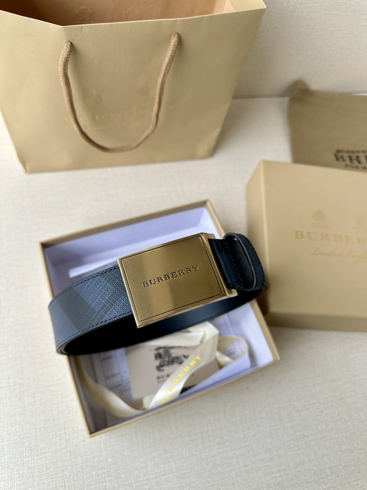 Burberry belt