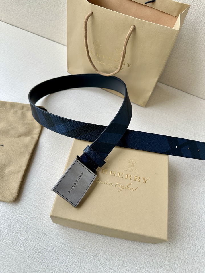 Burberry belt