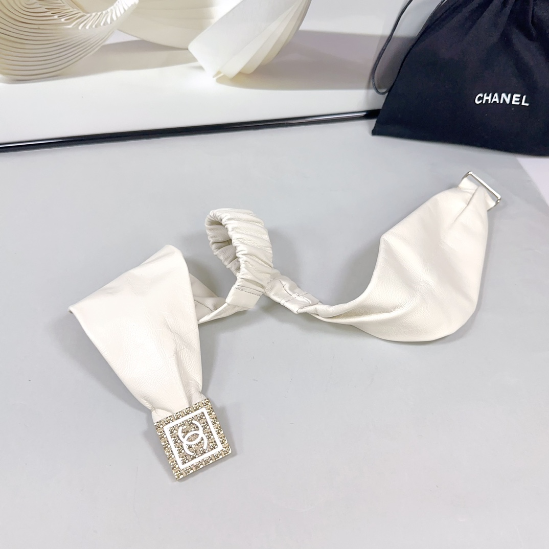 Chanel belt