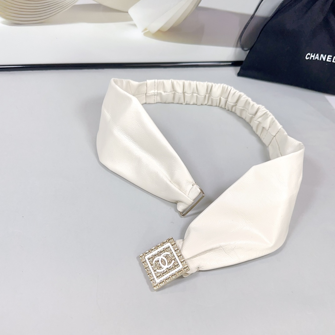 Chanel belt