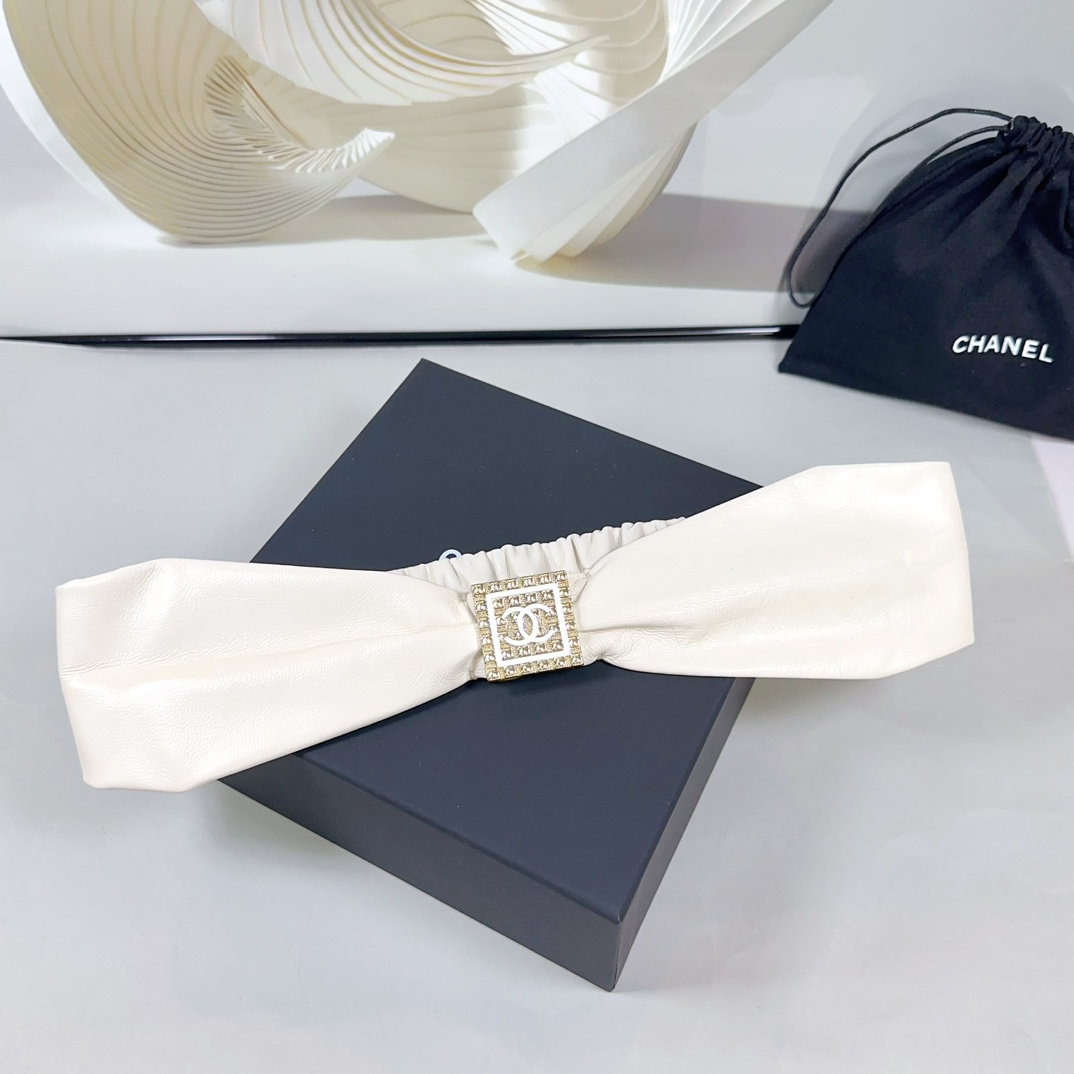 Chanel belt