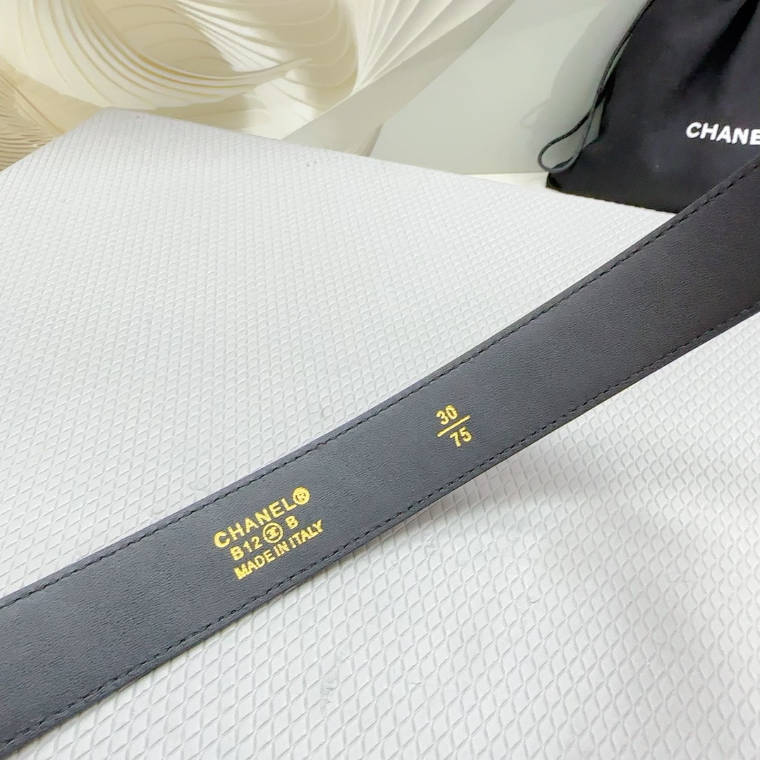 Chanel belt