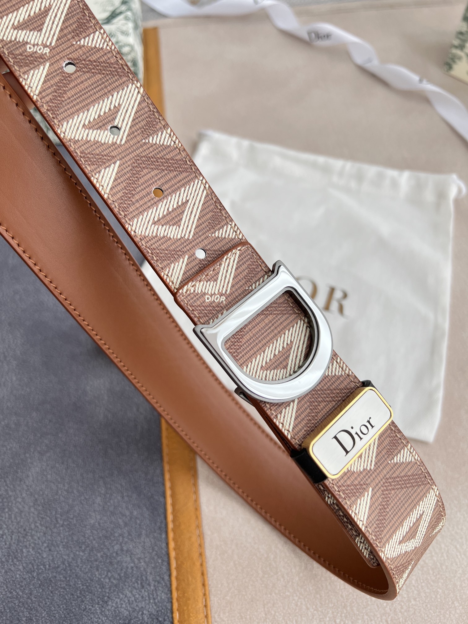 Dior belt
