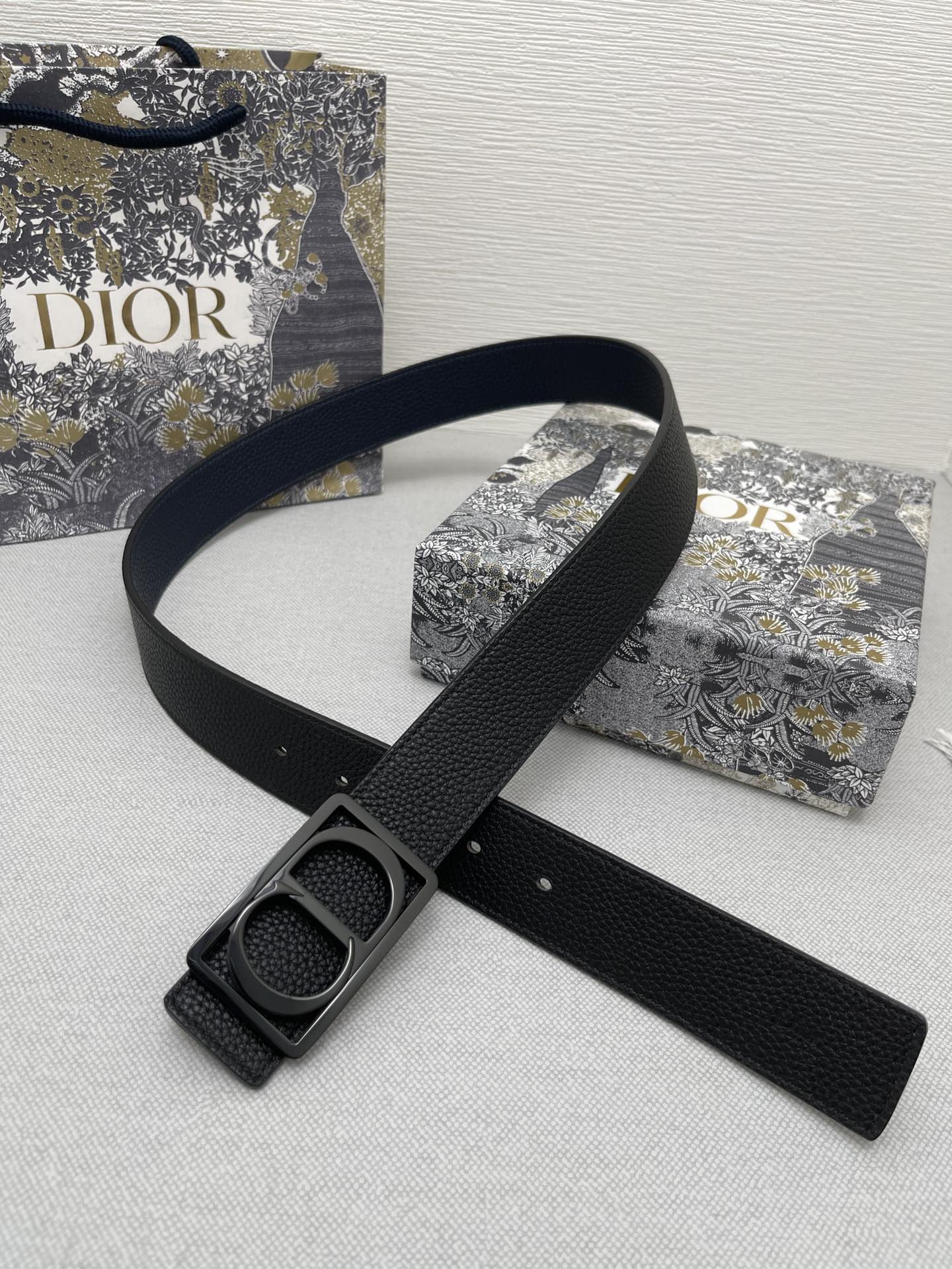 Dior belt