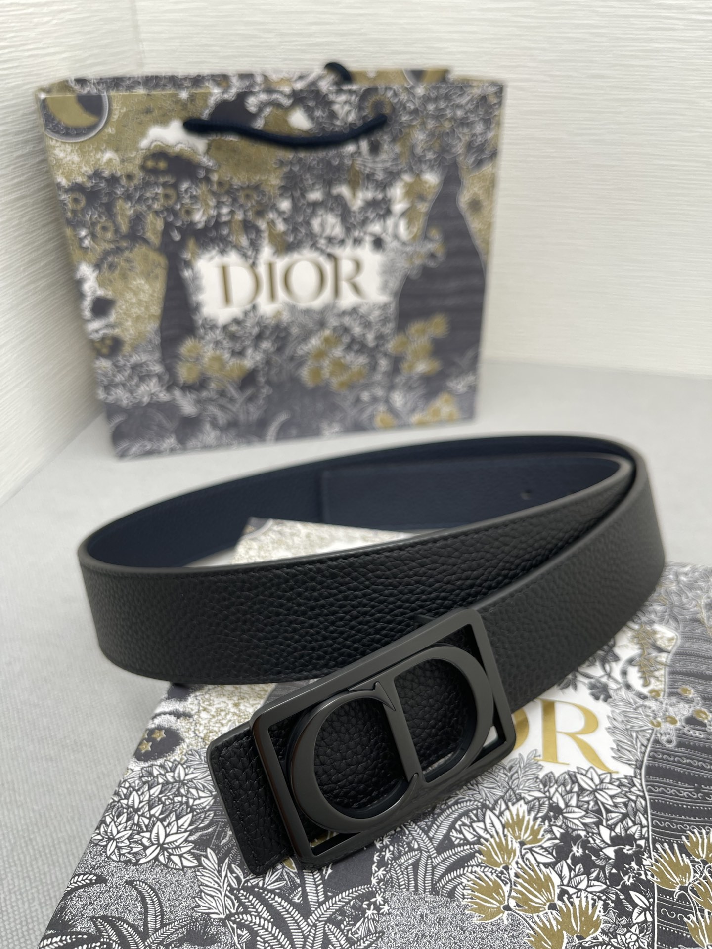Dior belt