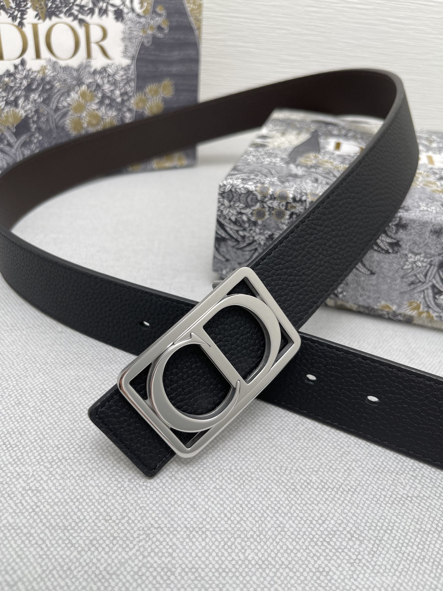Dior belt