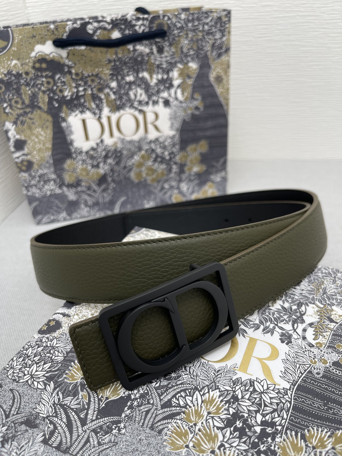 Dior belt