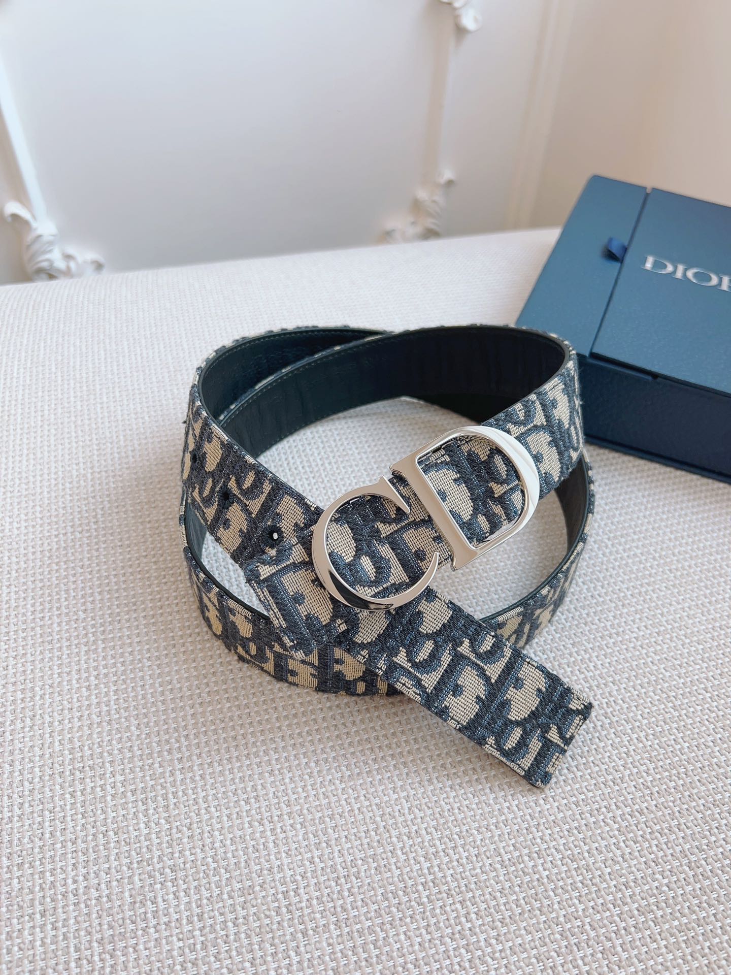 Dior belt