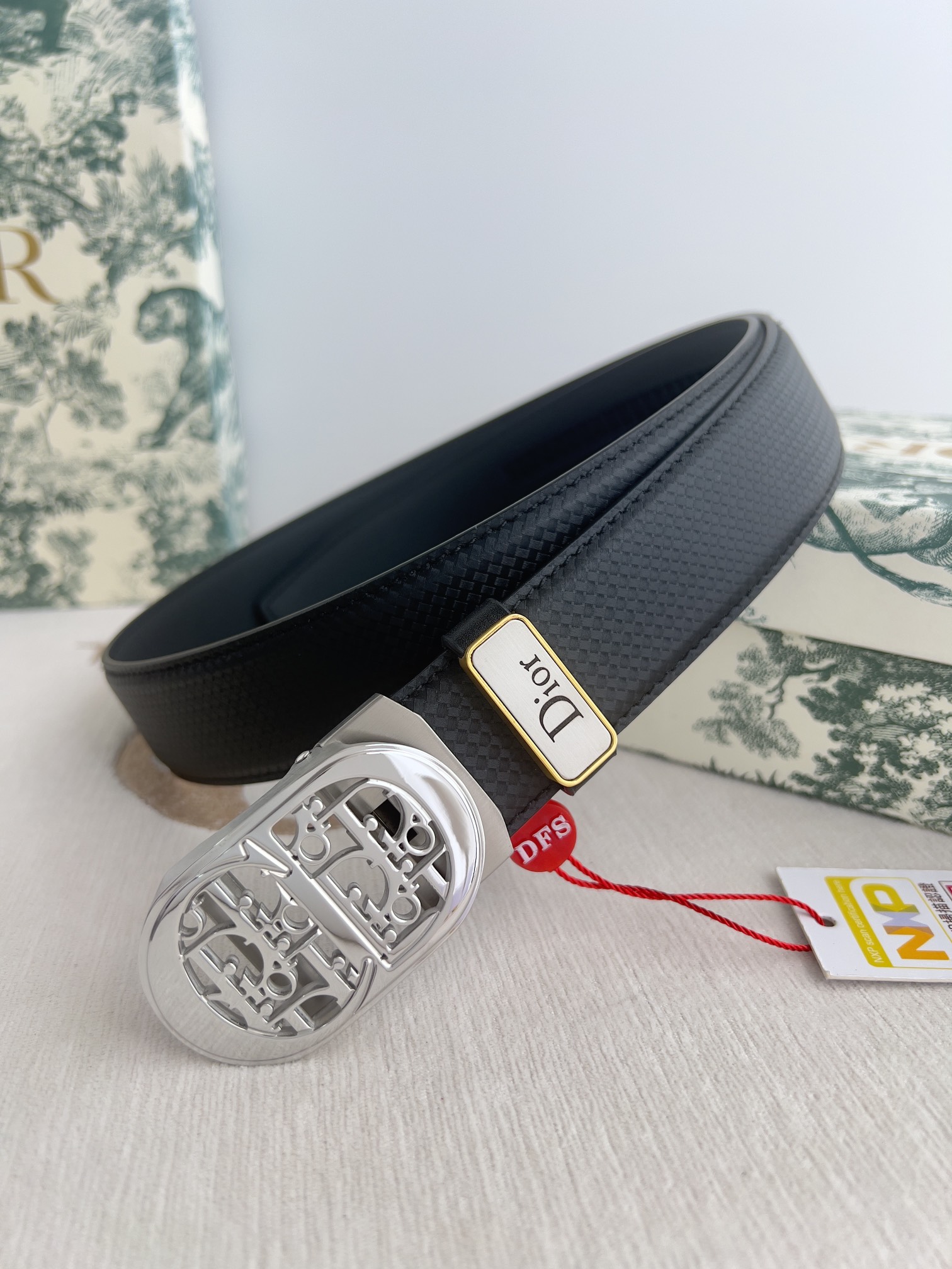 Dior belt