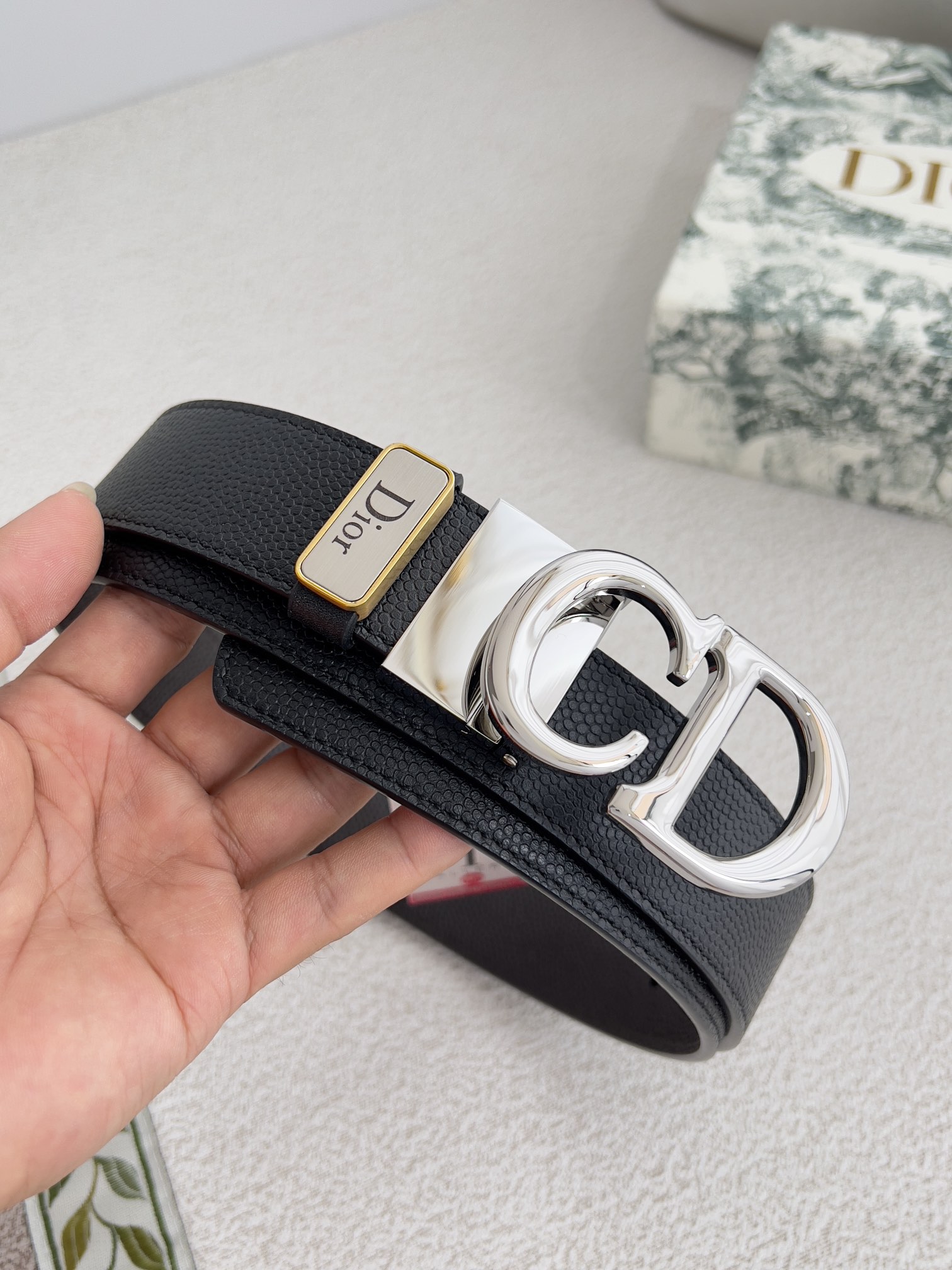 Dior belt